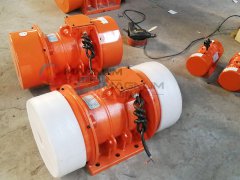 山東XVM-A-40-6振動電機(jī)已發(fā)貨，請馬經(jīng)理注意查收