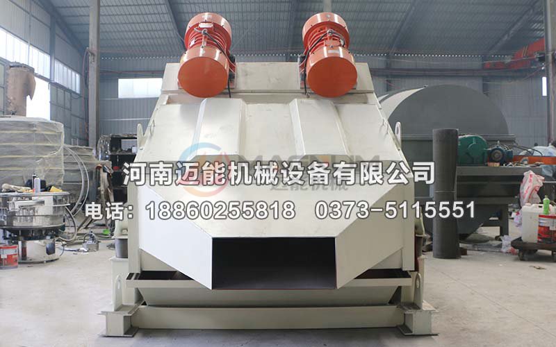 ZSG石灰石重型直線(xiàn)振動(dòng)篩