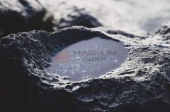 煤焦油不銹鋼振動篩型號選擇以及特點(diǎn)有哪些？